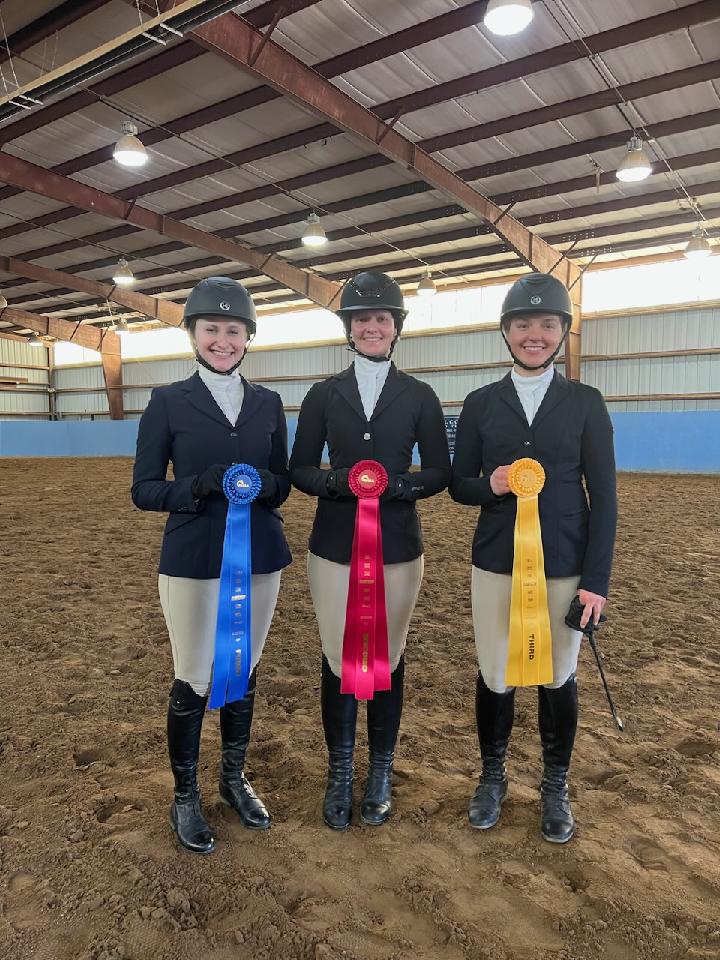 1st Nicole Grant from wisconsin River Falls 2nd Stefanie Shaw from University of Illinois 3rd Karilino Blando from Univ of Wisconsin Madison 1st Nicole Grant from wisconsin River Falls 2nd Stefanie Shaw from University of Illinois 3rd Karilino Blando from Univ of Wisconsin Madison
