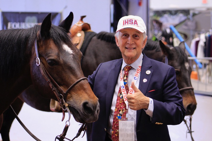 Bob-Cacchione_and_the_horse_Frank_Photo_by_Nicole-Sullivan-IHSA-Founder