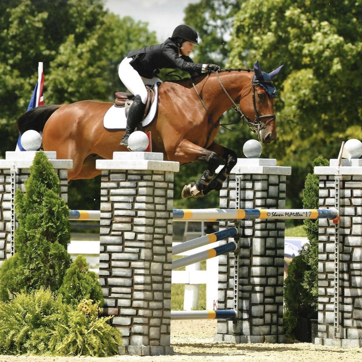 Lizzy Traband from Penn State University competing at the Kentucky Horse Park_Photo by Shawn McMillan